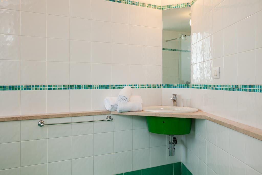 Bright Rooftop By Napoliapartments Bagian luar foto